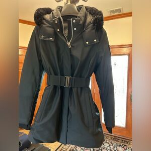 Women’s Moose Knuckles Alpharetta belted, water, repellent, jacket size large